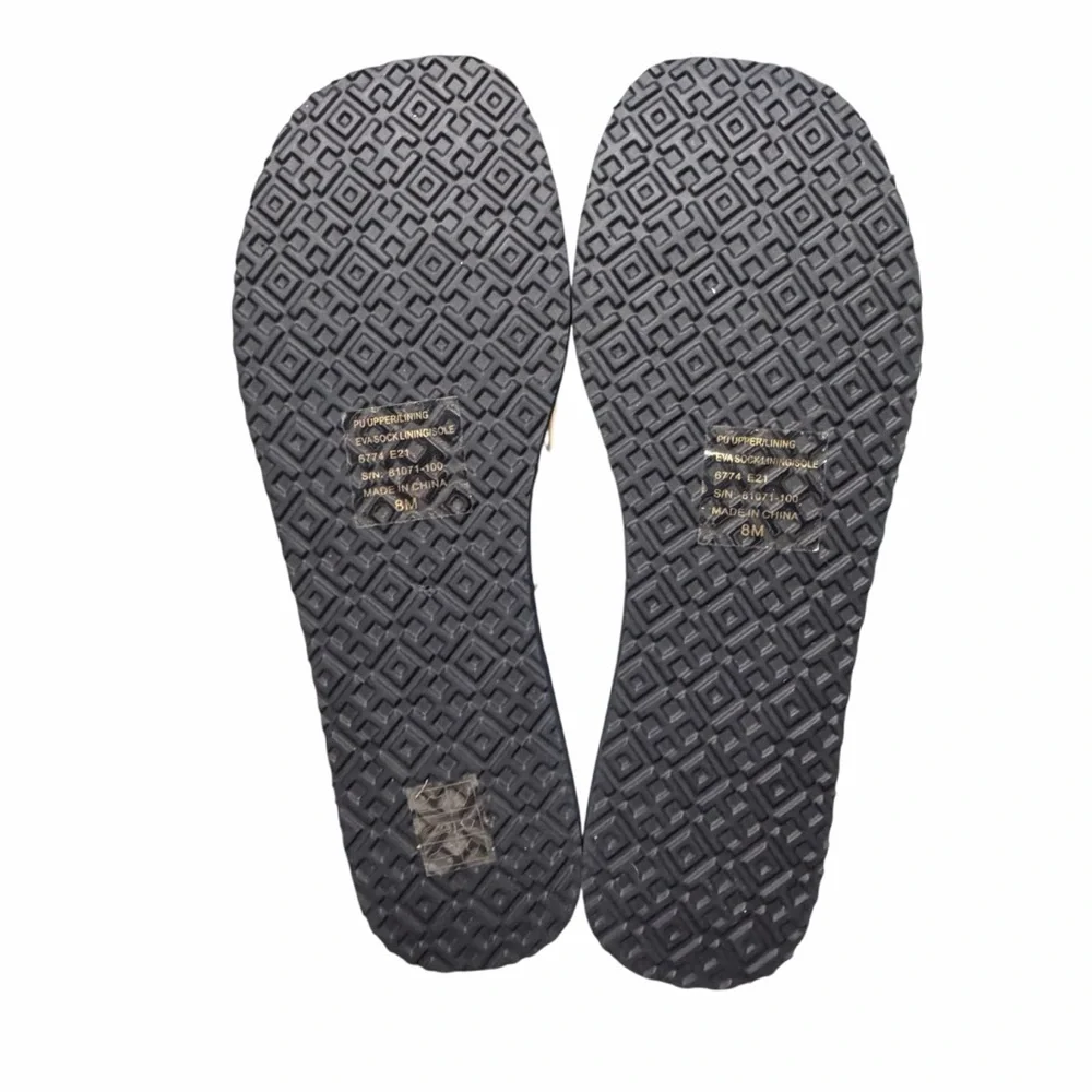 Tory Burch Psychedelic Geo Enamel Logo Flip Flops‎ in Ivory Multicolor - NWOB